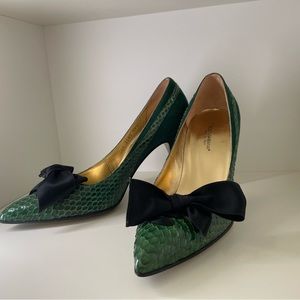 Authentic New never used green shade and crocodile skin Dolce and Gabbana shoes.